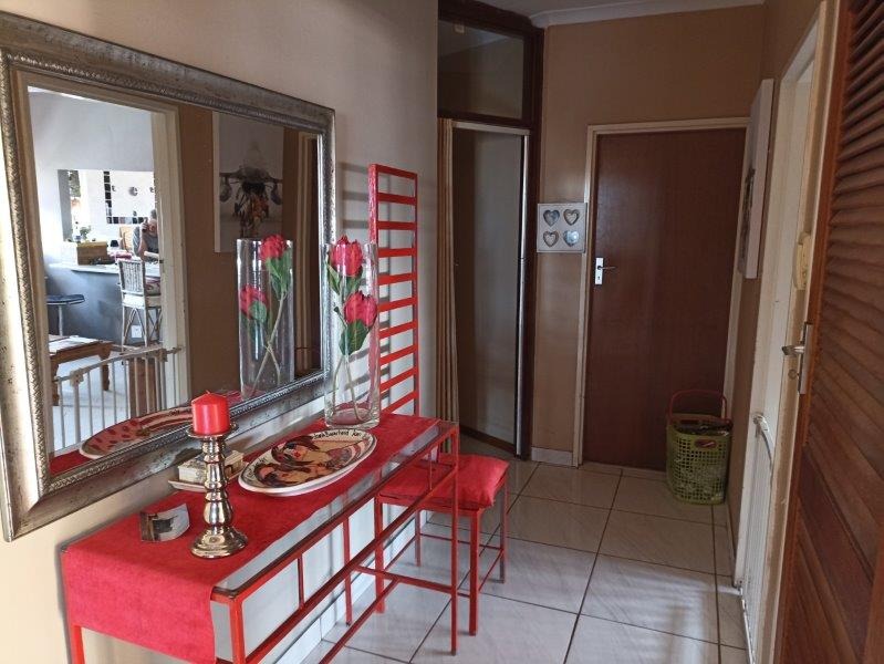 3 Bedroom Property for Sale in Vredenburg Western Cape